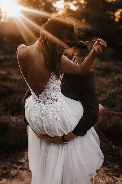 Ivory Lace Applique Rustic Wedding Dresses V-Neck Country Bridal Gown VW2153-wedding dresses 2025 -Viniodress-Ivory-Custom Size-