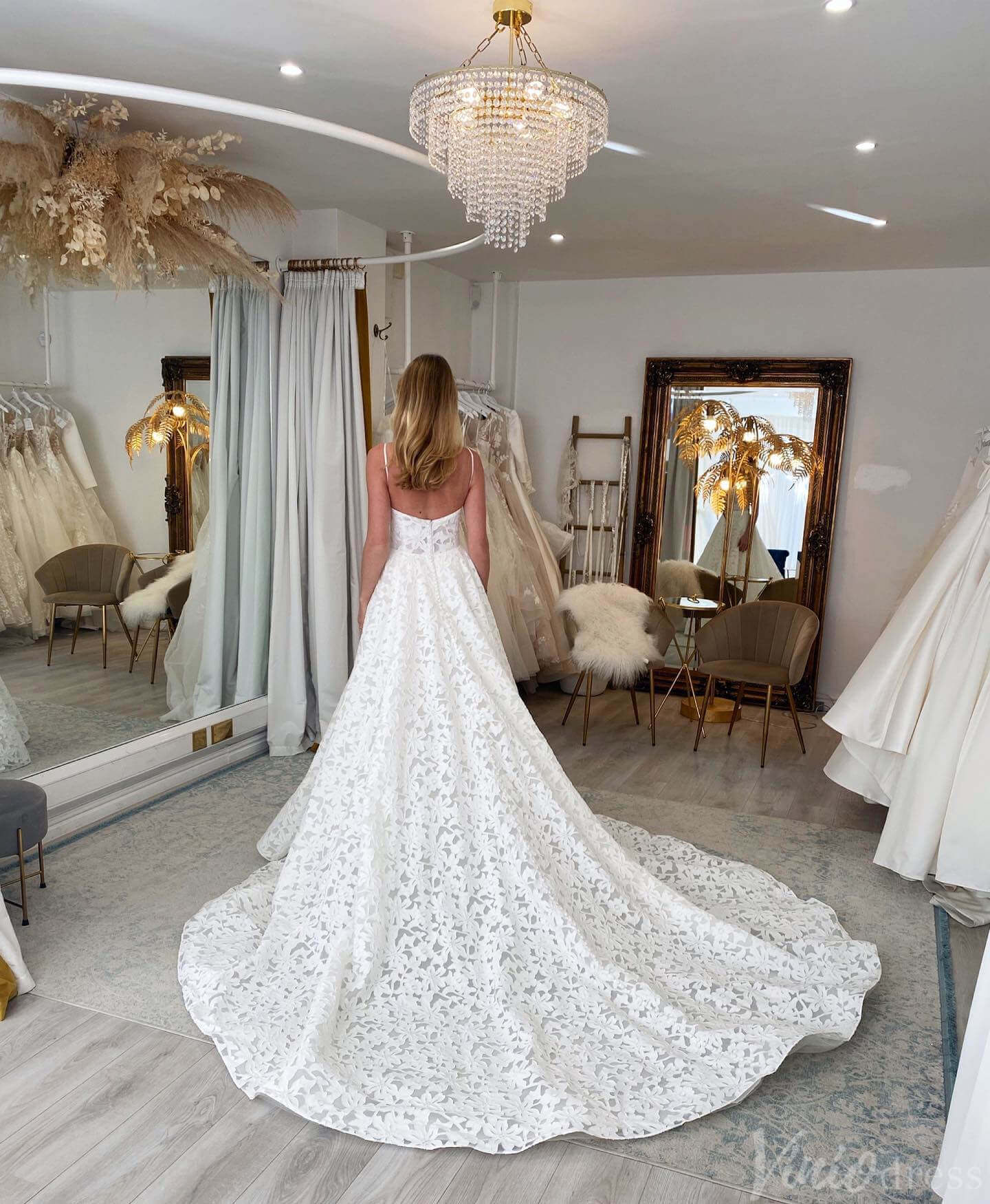 Ivory Lace Applique Wedding Dresses with Pockets Spaghetti Strap Bridal Gown AW1015-wedding dresses 2025 -Viniodress-Ivory-Custom Size-