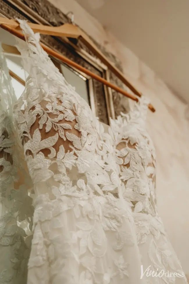 Ivory Lace Boho Wedding Dress with V-Neck, Open Back & Chapel Train – VW2572-wedding dresses 2025 -Viniodress-White-Custom Size-