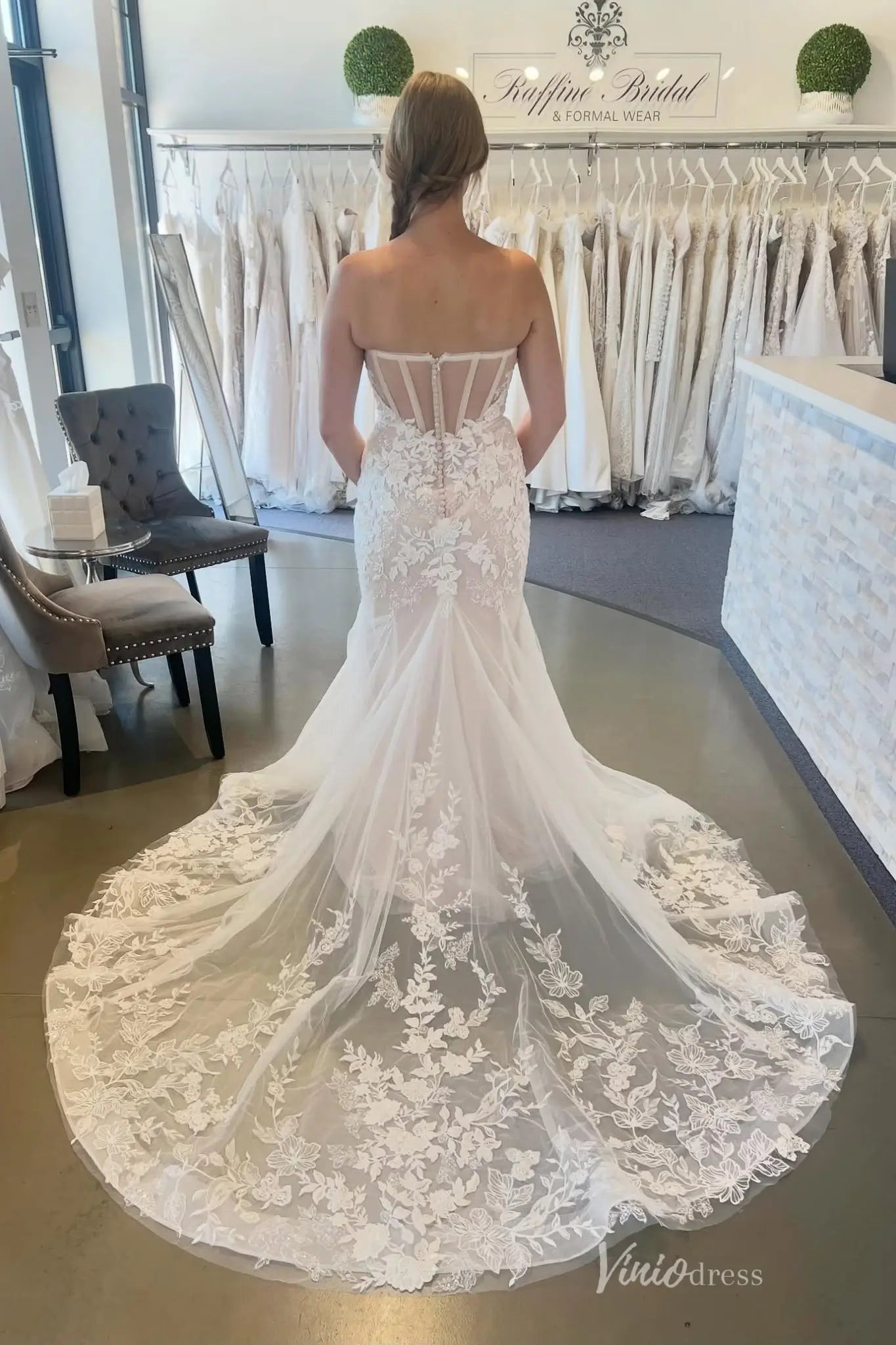 Ivory Lace Mermaid Wedding Dress with Sweetheart Neckline, Sheer Corset Bodice & Chapel Train – ML167-wedding dresses 2026-Viniodress-Ivory-Custom Size-