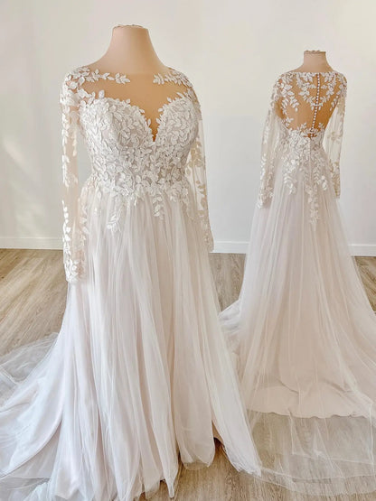 Ivory Leaf Lace Wedding Dress with Long Sleeve, Illusion Neckline, Sheer Back – LA126-wedding dresses 2025 -Viniodress-Ivory-Custom Size-