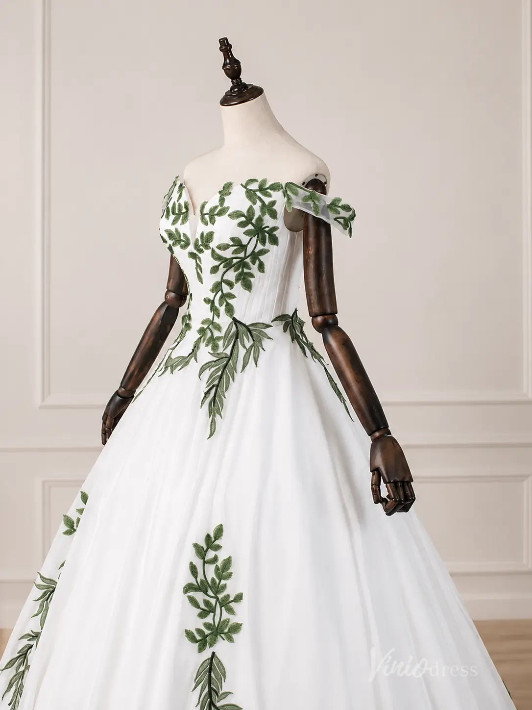 Ivory Off-Shoulder A-Line Wedding Dress with Green Leaf Appliqués & Sweetheart Neckline – FW282-wedding dresses 2026-Viniodress-Ivory-Custom Size – Add Measurements in Cart-