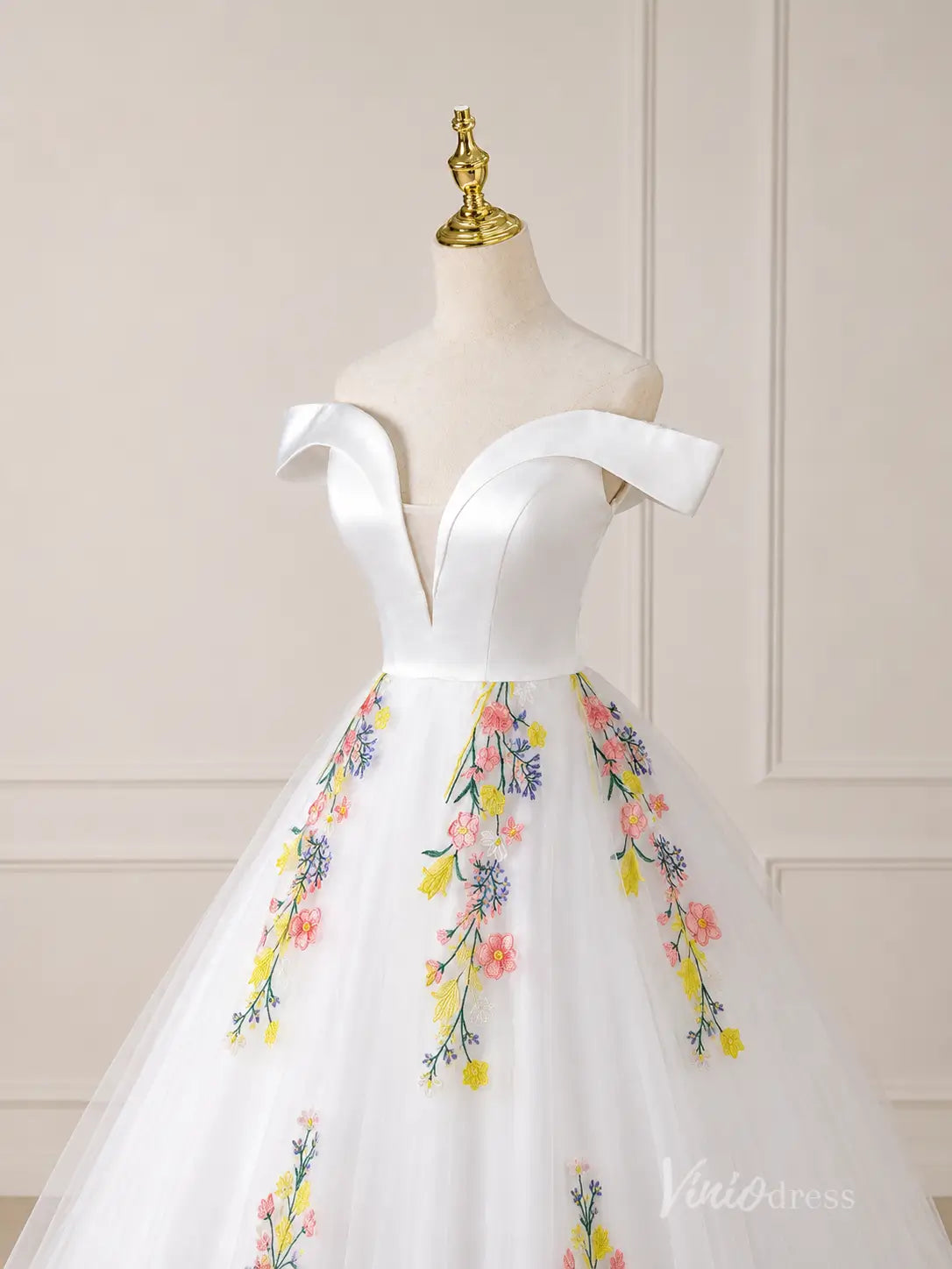 Ivory Off-Shoulder Ball Gown Wedding Dress with Colorful Floral Embroidery & Plunging Sweetheart Neckline – FW285-wedding dresses 2026-Viniodress-Ivory-Custom Size – Add Measurements in Cart-