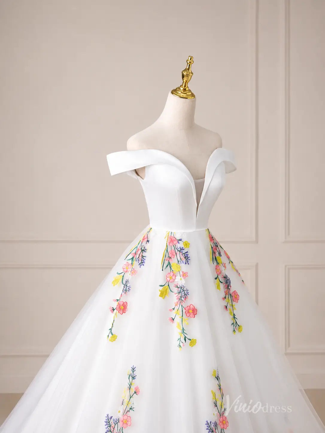 Ivory Off-Shoulder Ball Gown Wedding Dress with Colorful Floral Embroidery & Plunging Sweetheart Neckline – FW285-wedding dresses 2026-Viniodress-Ivory-Custom Size – Add Measurements in Cart-
