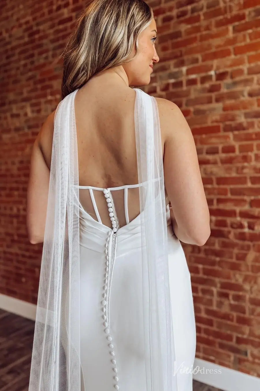 Ivory Ruched Satin Mermaid Wedding Dress with Sweetheart Neckline, Low Back & Lace Cathedral Train – SL014-wedding dresses 2026-Viniodress-Ivory-Custom Size-