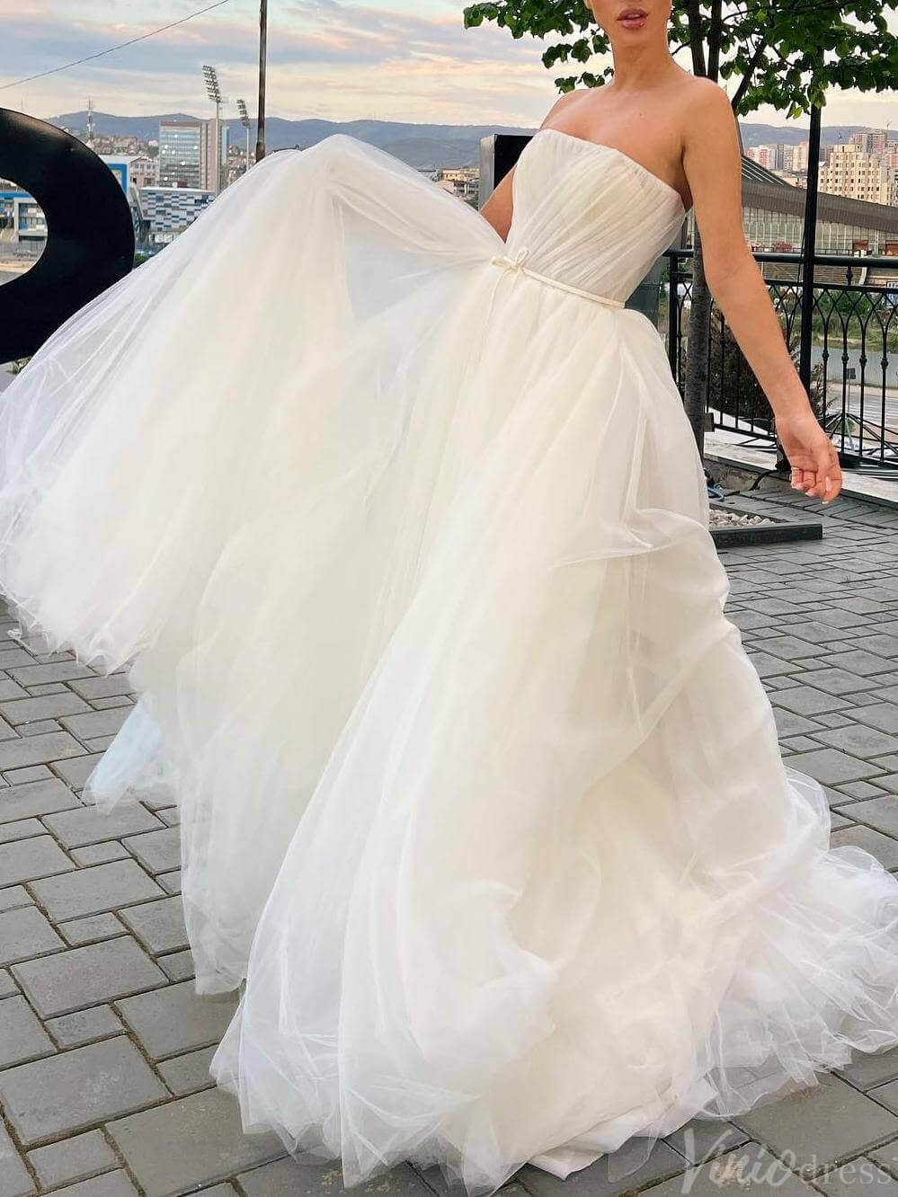 Ivory Strapless Ruched Wedding Dresses Outdoor Bridal Gown VW2167-wedding dresses 2025 -Viniodress-Ivory-Custom Size-