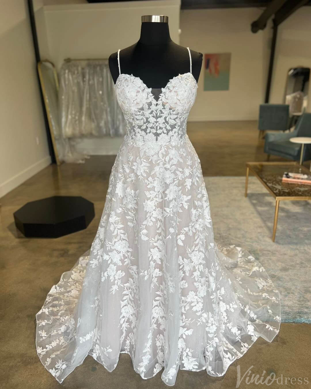 Ivory Sweetheart Lace Applique Wedding Dresses Spaghetti strap Rustic Bridal Gown VW2222-wedding dresses-Viniodress