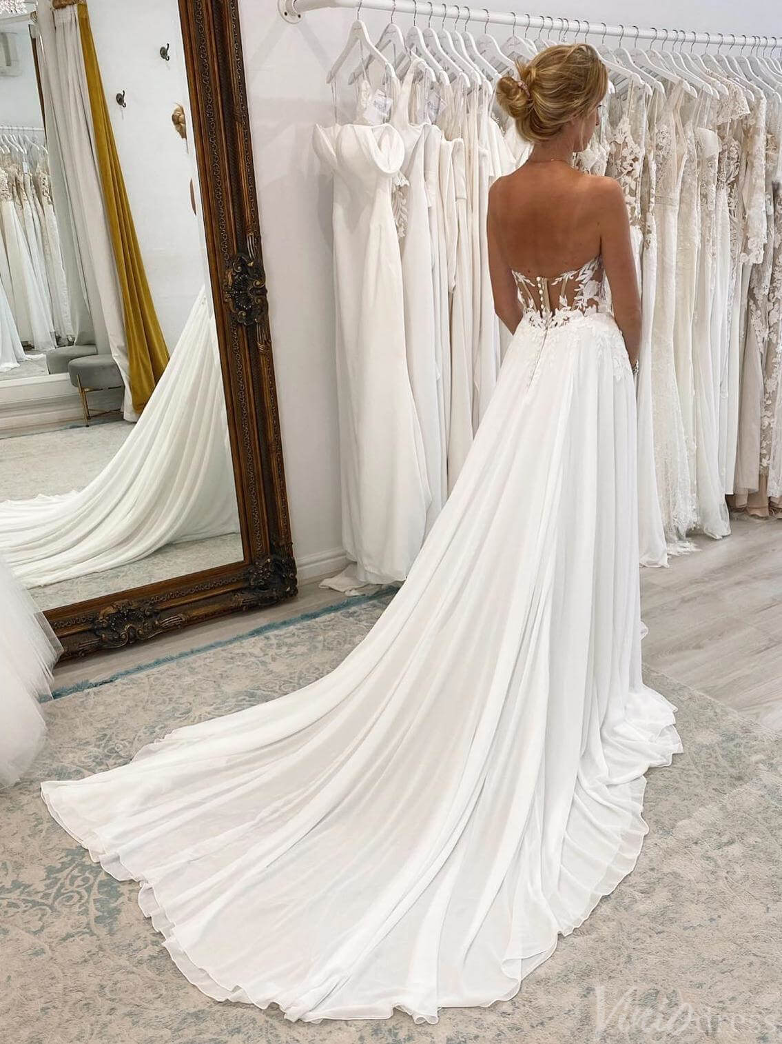 Ivory Sweetheart Lace Applique Wedding Dresses with Slit Strapless Chiffon Bridal Gown AW1017-wedding dresses-Viniodress