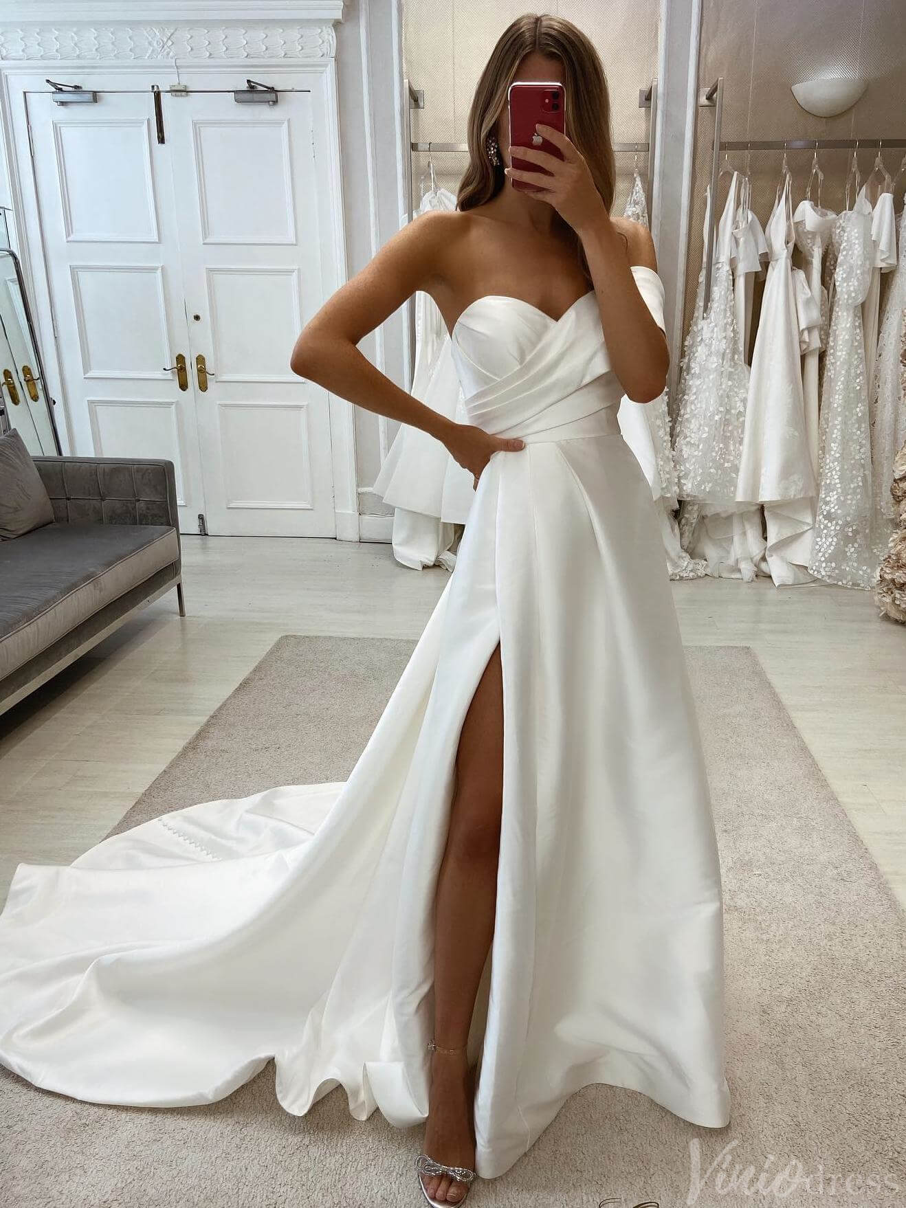 Ivory Sweetheart Satin Wedding Dresses with Slit Outdoor Bridal Gown VW2175 - Viniodresswedding dressesIvoryCustom Size - Formal Dresses - Ball Gowns