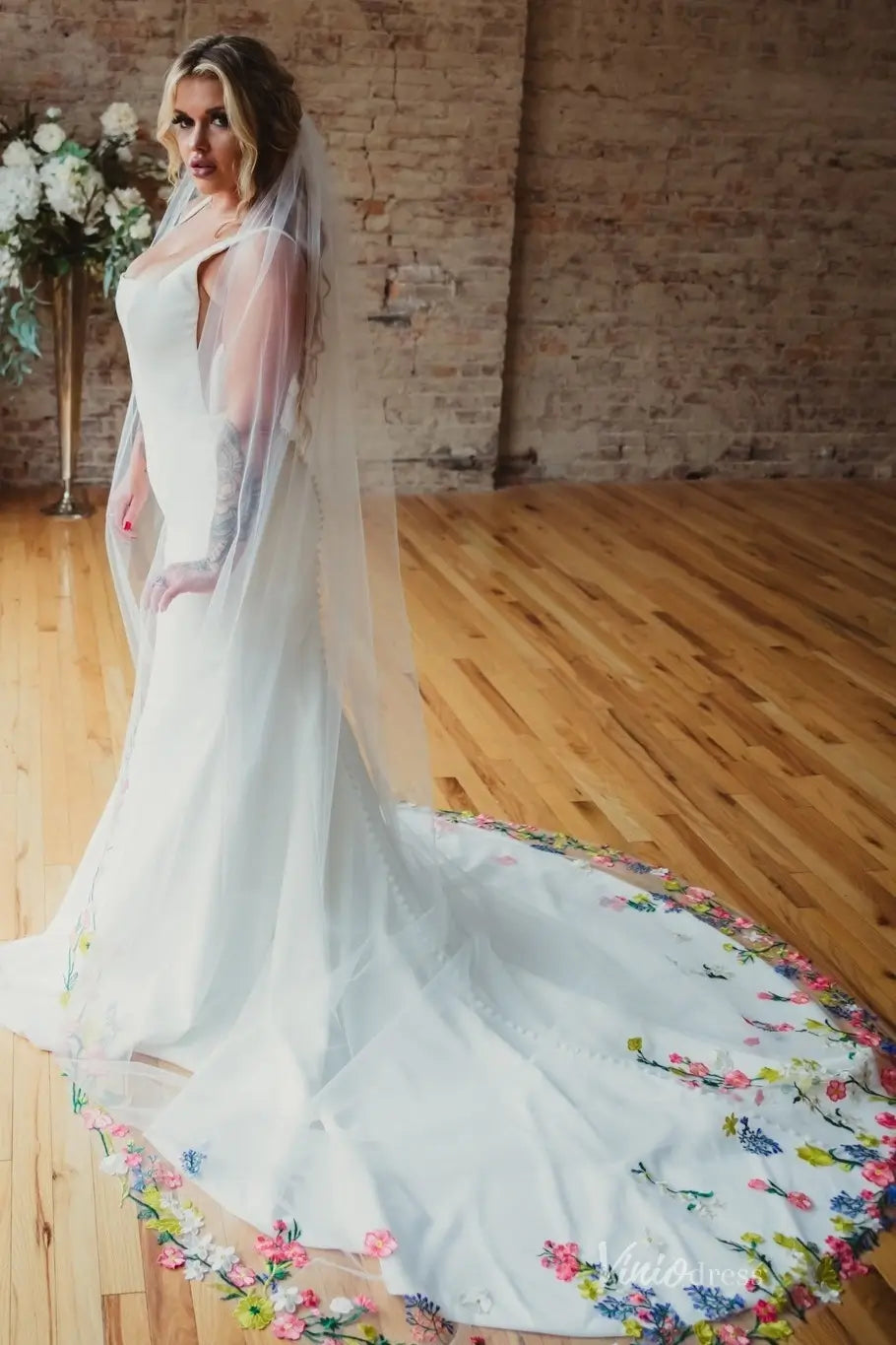 Ivory Tulle Wedding Veil with Colorful Floral Embroidered Edge, Chapel Length – VV002