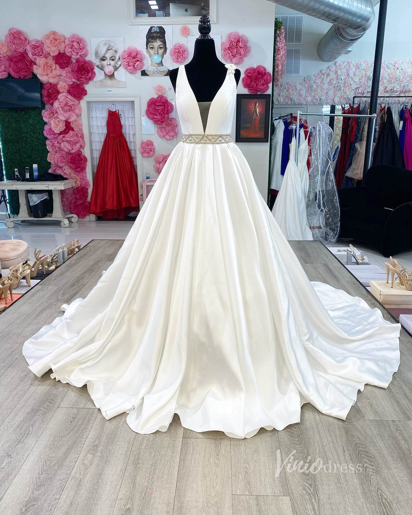 Ivory White Satin A-Line Wedding Dresses Plunging V-Neck Beaded Waist VW2222-wedding dresses 2025 -Viniodress-Ivory-Custom Size-