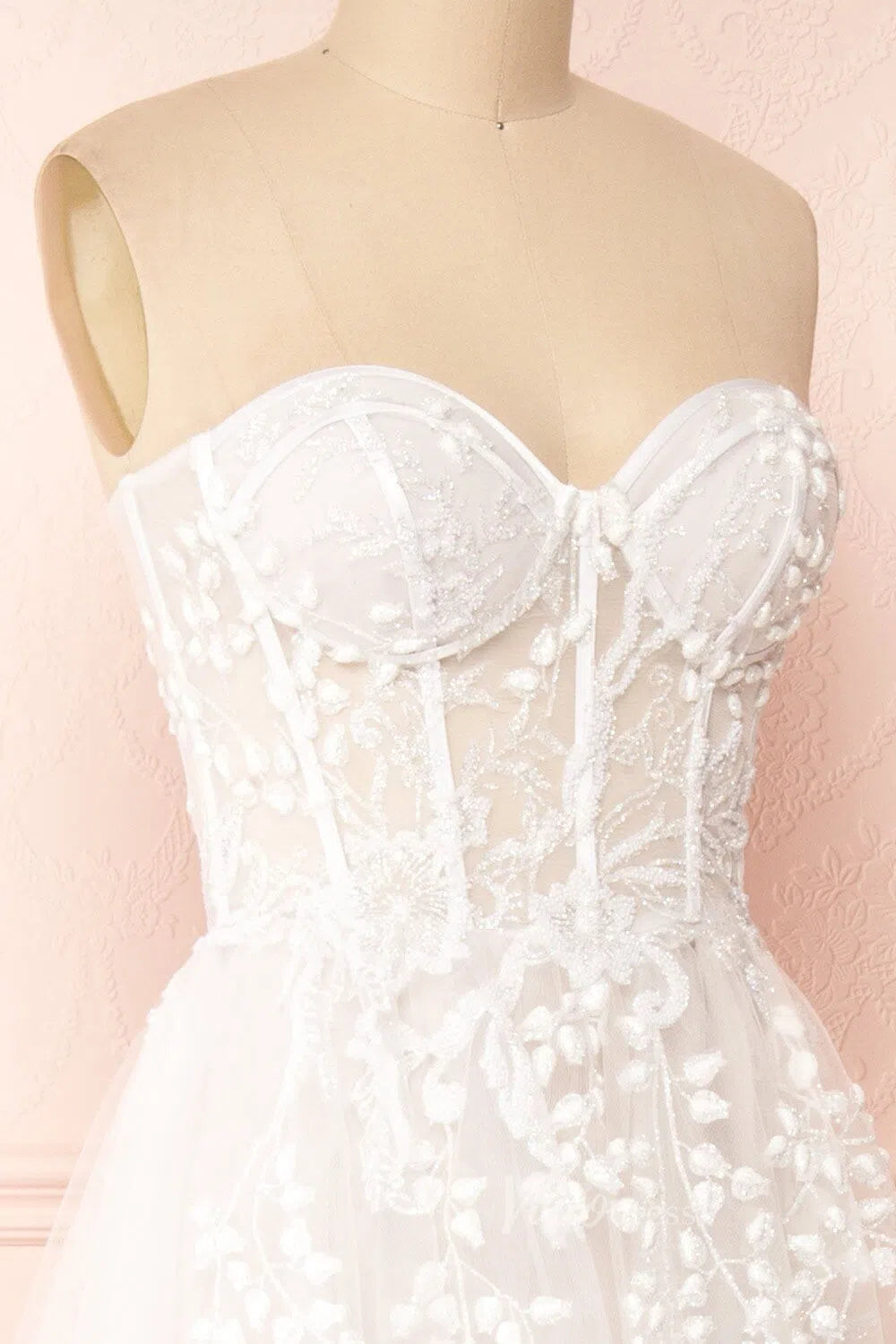 Lace Appliqued A-line Wedding Dress with Slit Strapless VW1160-wedding dresses 2025 -Viniodress-Ivory-Custom Size-