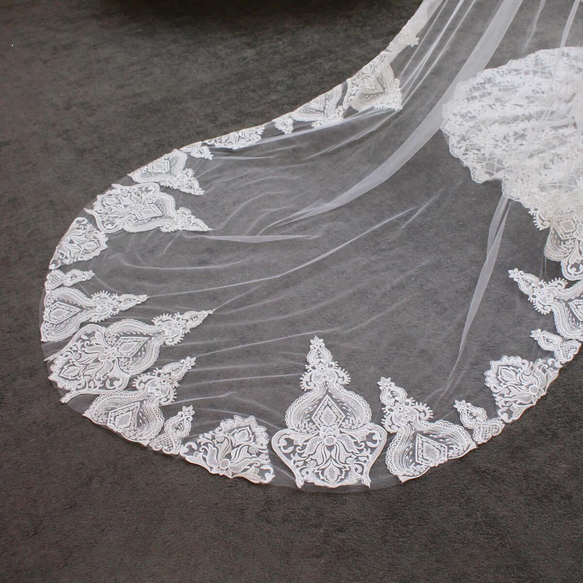 Lace Appliqued Cathedral Length Mantilla Veil Viniodress V689-Bridal Veil 2025 -Viniodress-Ivory-
