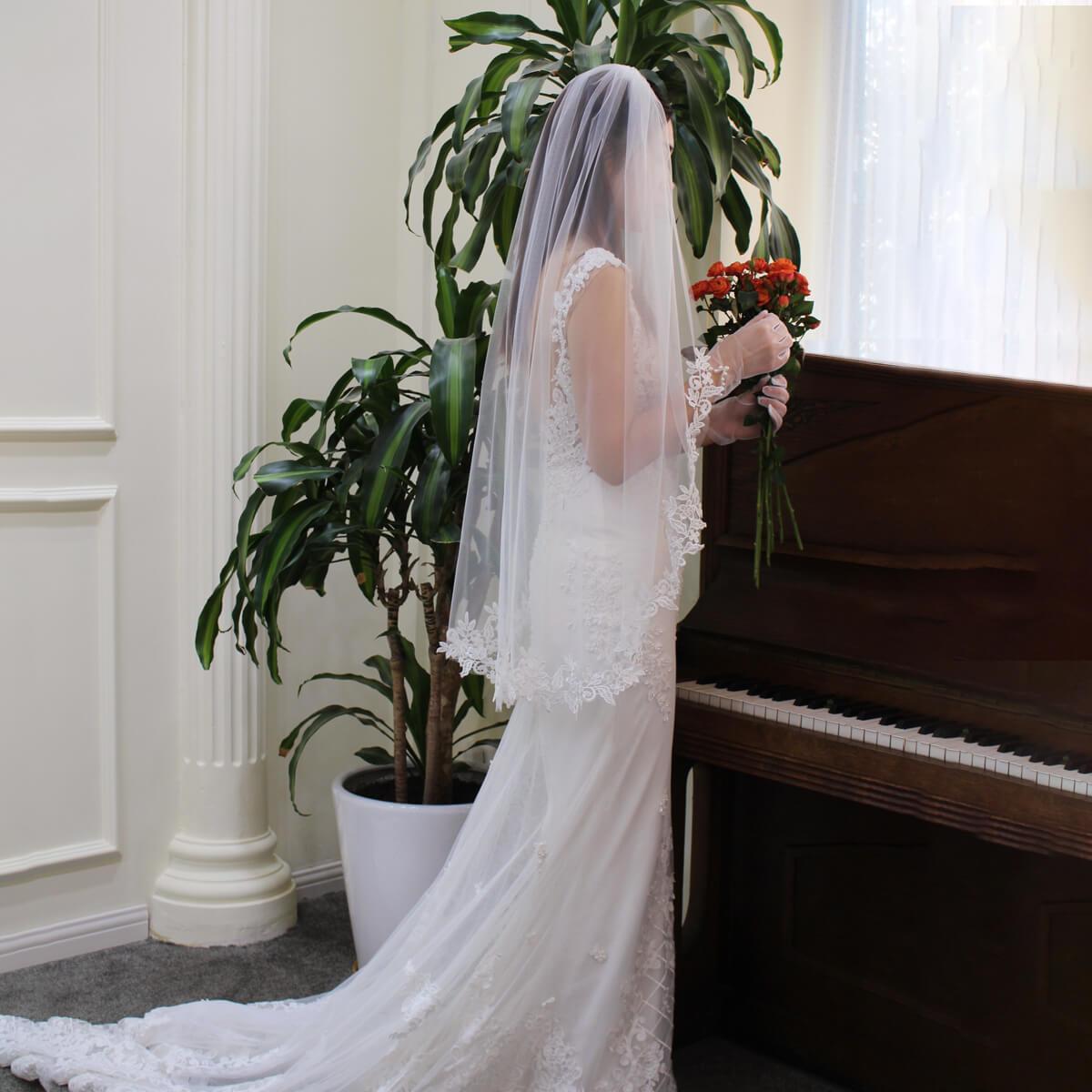 Lace Appliqued Mantilla Veils Fingertip Length V683-Bridal Veil 2025 -Viniodress-Ivory-