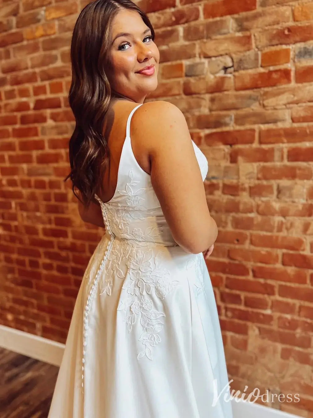 Lace Appliqued Satin Wedding Dress with Spaghetti Straps, Pockets, Plunging V Neck, Chapel Train – LA110-prom dresses 2025 -Viniodress-Ivory-Custom Size-