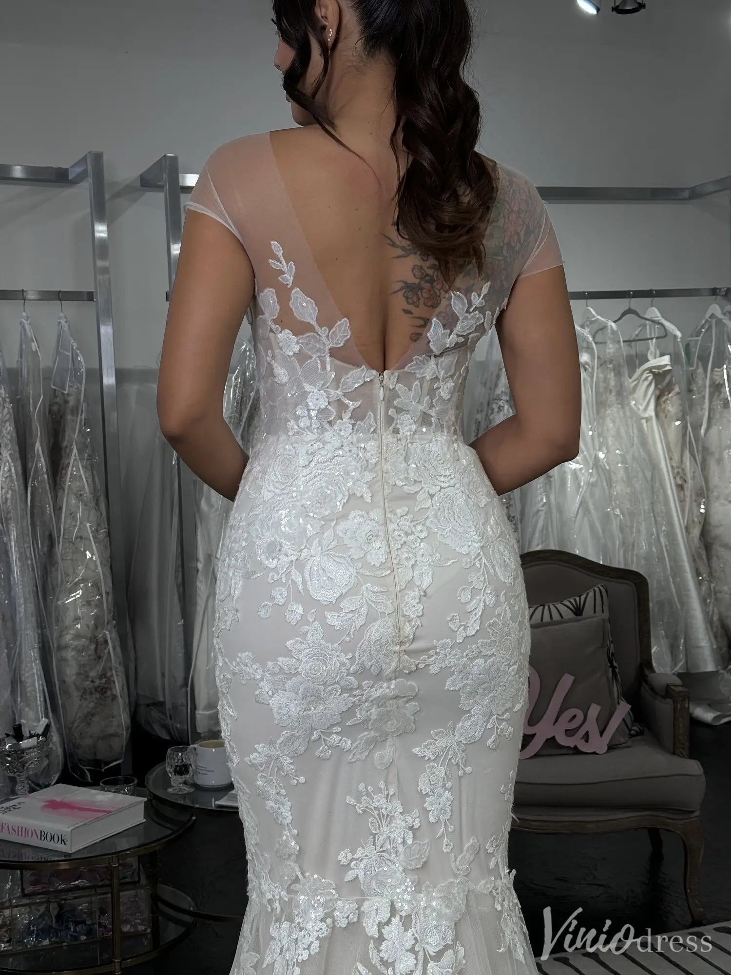 Lace Mermaid Wedding Dress with Illusion Tulle Sleeves & Floral Appliqué – VW2508-wedding dresses 2025 -Viniodress-White-Custom Size-