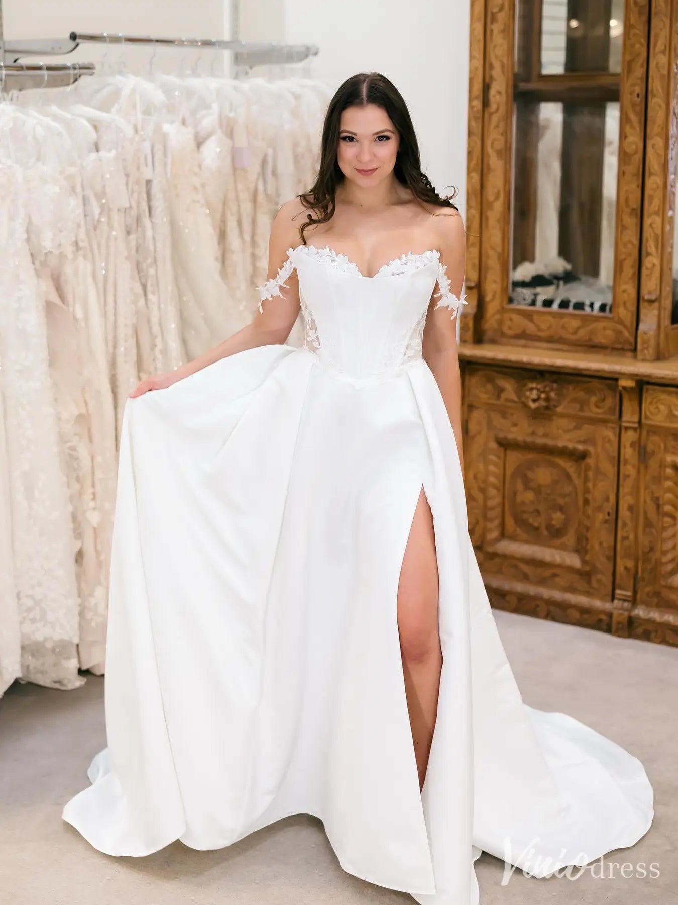 Lace Sweetheart Off-Shoulder Satin Wedding Dress with Sheer Corset and Slit – VW2605-wedding dresses 2025 -Viniodress-Ivory-Custom Size-