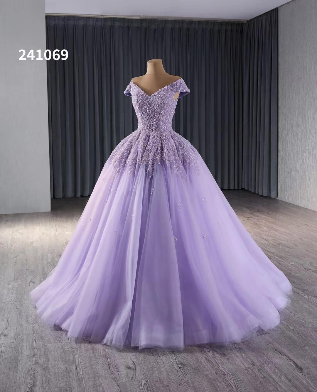 Lavender Beaded Sequin Wedding Gowns Off the Shoulder Quince Dress 241069-Quinceanera Dresses 2025 -Viniodress-Lavender-Custom Size-