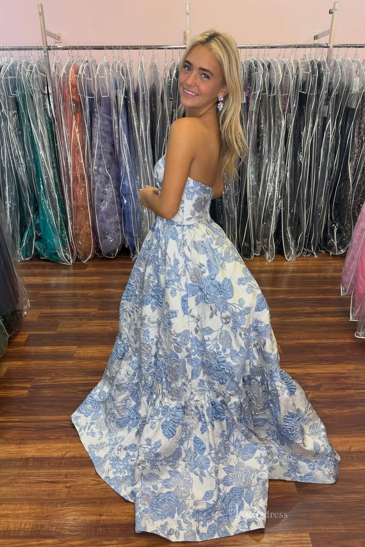 Lavender Floral Jacquard Prom Dress with Corset Bodice & Sweetheart Neckline – JC001-prom dresses 2026-Viniodress-Lavender-Custom Size-