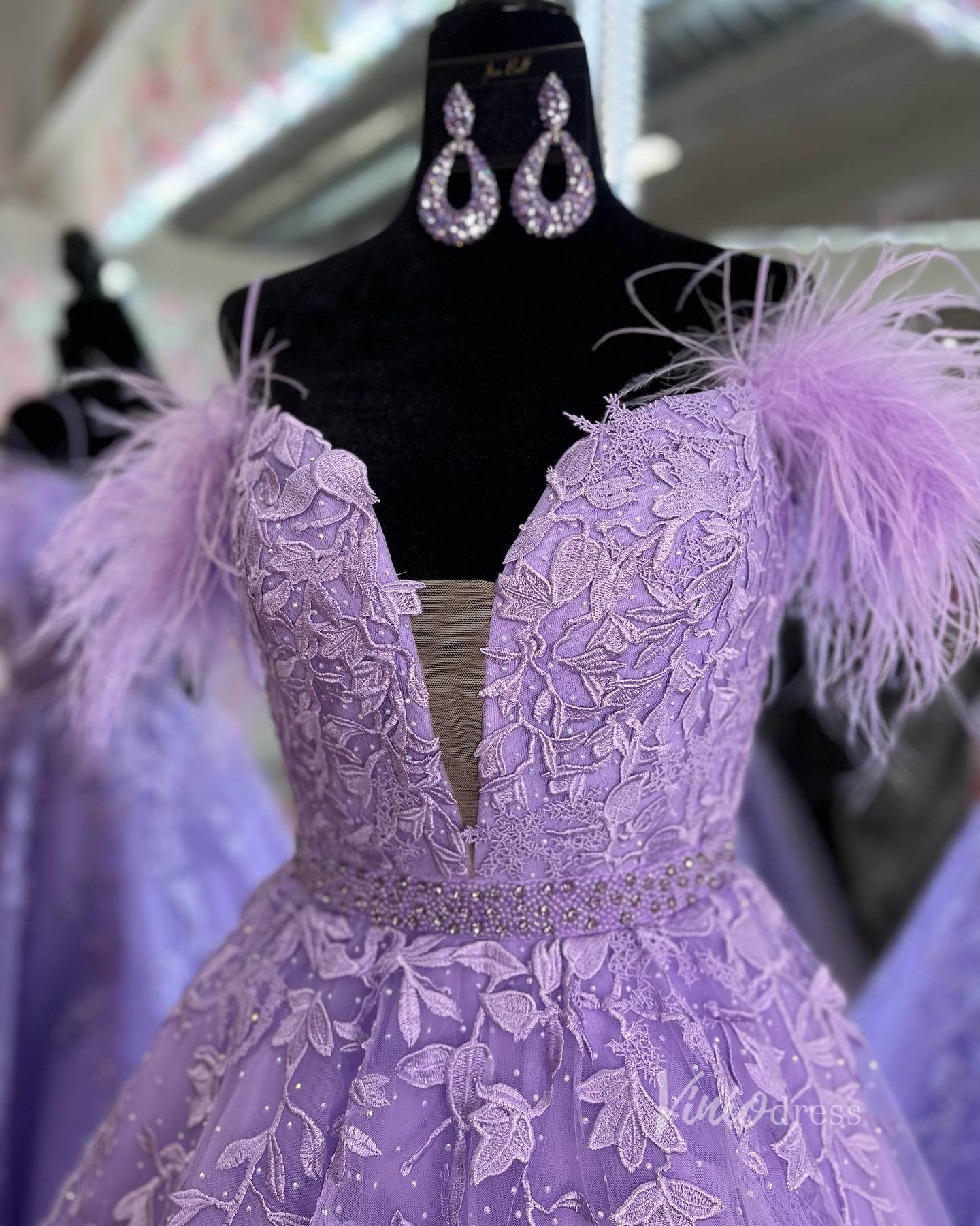 Lavender Lace Appliqued Prom Dresses Feather Off the Shoulder Ball Gown FD1265B-2-prom dresses 2025 -Viniodress-Lavender-Custom Size-
