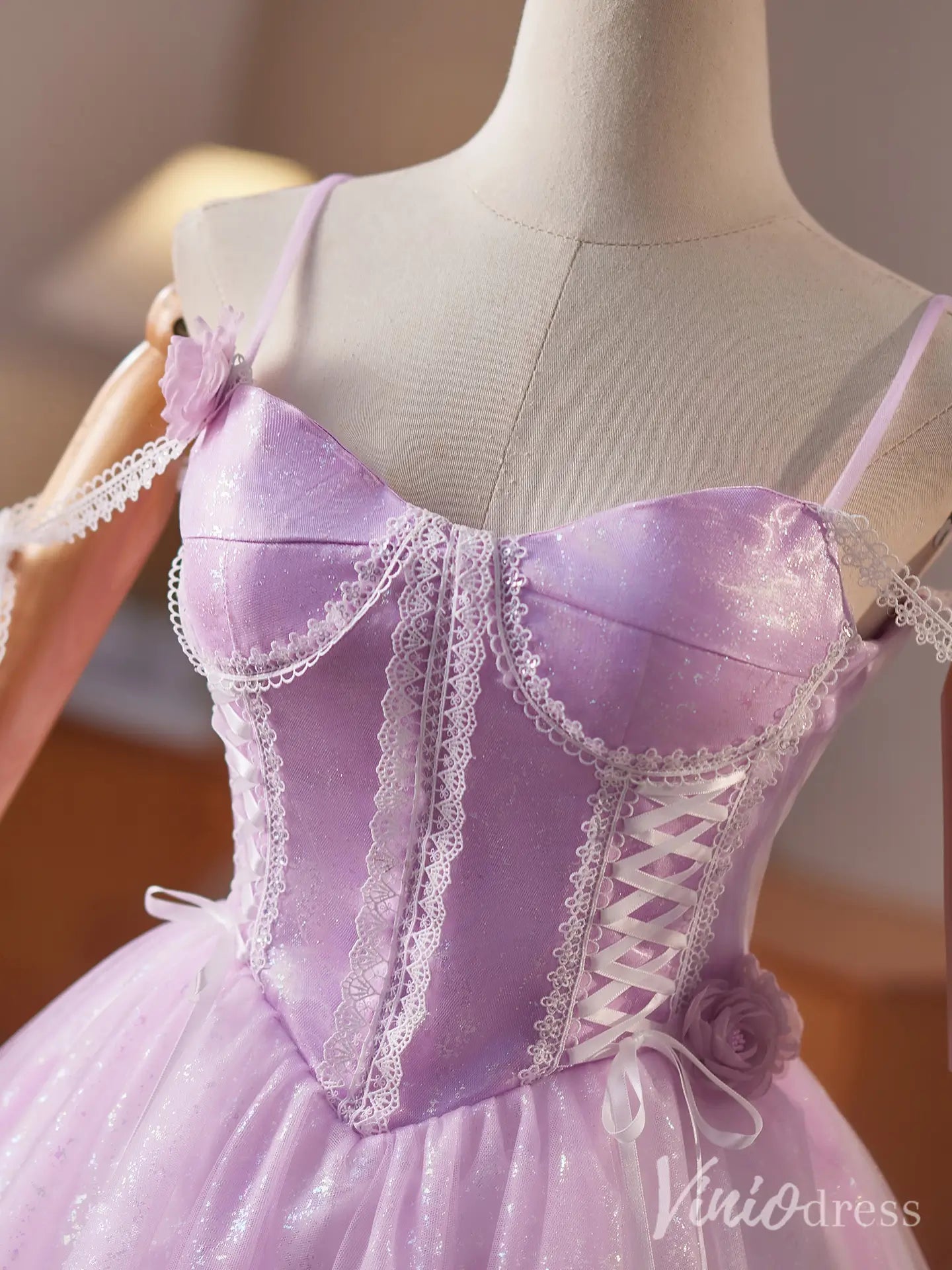 Lavender Spaghetti Strap Homecoming Dress with Lace Corset Bodice and Sparkly Tulle Skirt – BJ083-Homecoming Dresses 2025 -Viniodress-Lavender-Custom Size-