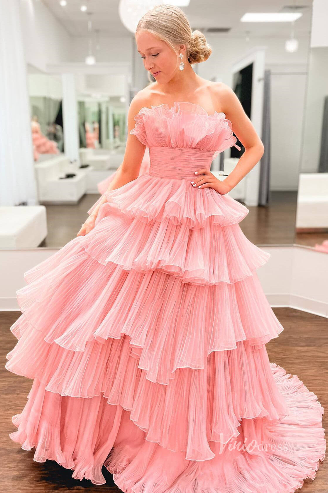 Layered Ruffle Prom Dresses Tiered Ball Gown FD3602 – Viniodress Layered Ruffle Prom Dresses Tiered Ball Gown FD3602 – Viniodress