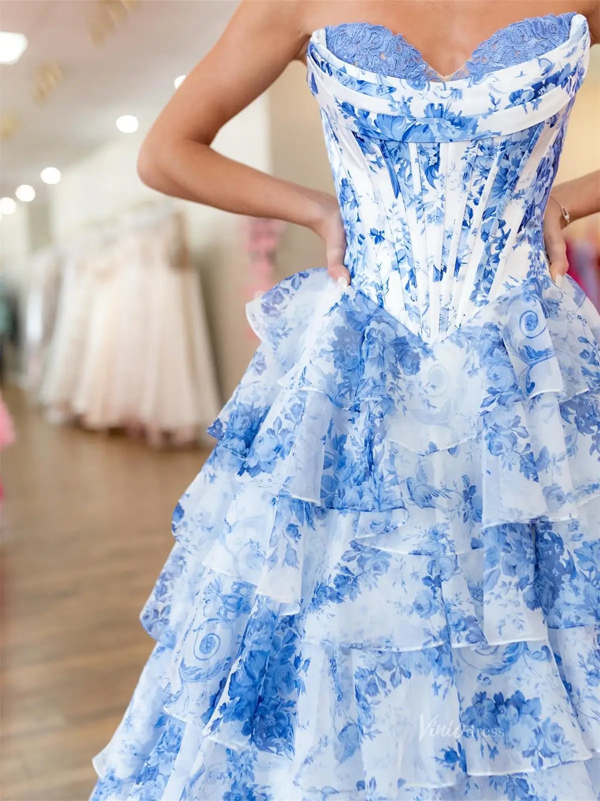 Light Blue Floral Tulle Tiered Prom Dresses with Slit & Lace Sweethear Viniodress Light Blue Floral Tulle Tiered Prom Dresses with Slit & Lace Sweethear Viniodress