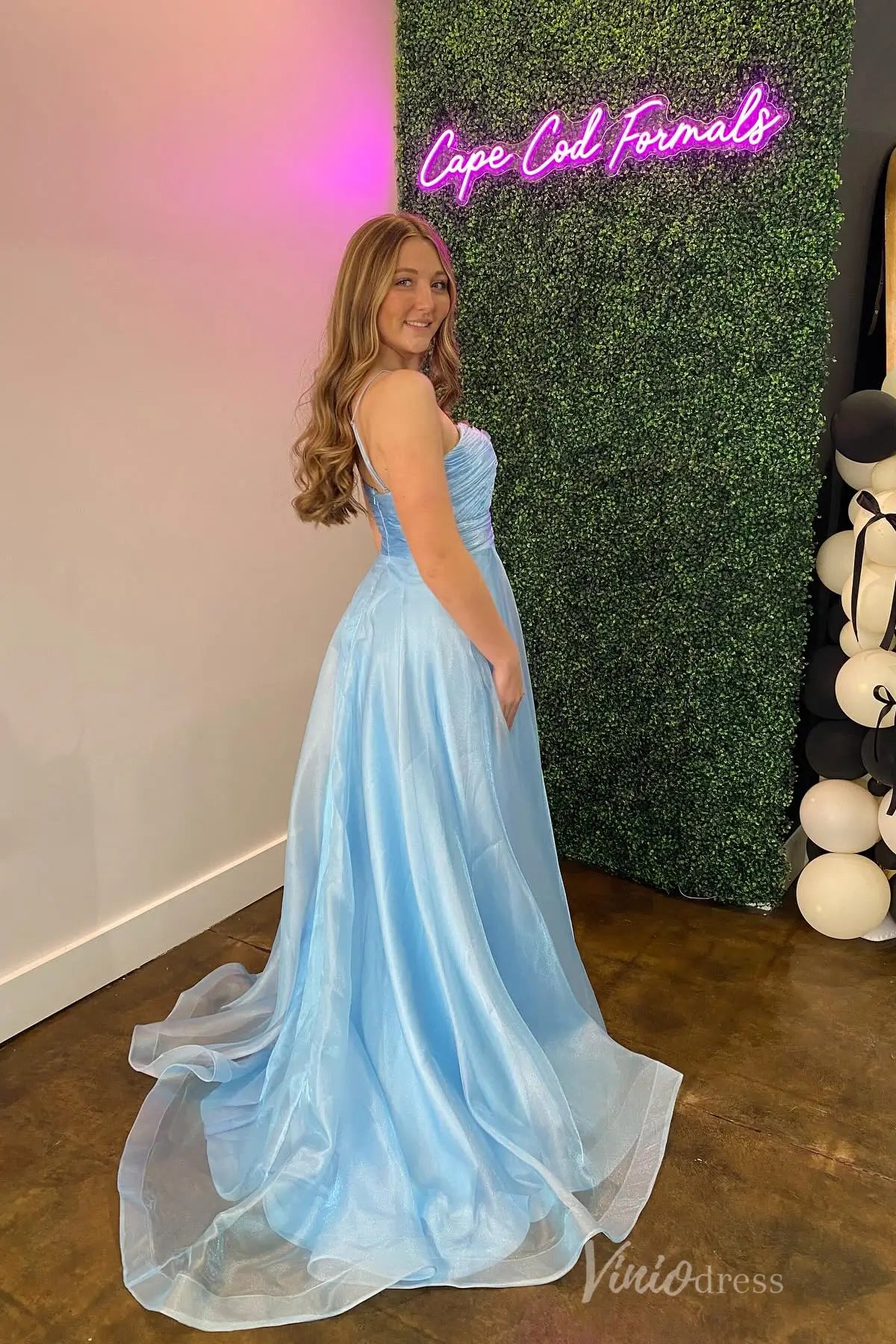 Light Blue Glitter Tulle Prom Dress with 3D Floral Bow, Keyhole Cutout, Chapel Train – AS029-prom dresses 2025 -Viniodress-Light Blue-Custom Size-