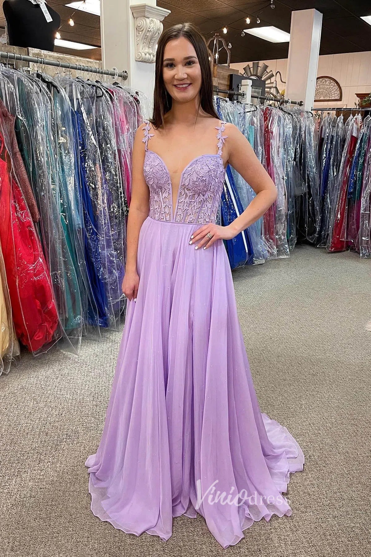 Prom Dress 2025 Light Blue Lace Applique Prom Dresses Chiffon Plunging V-Neck Formal Gown FD1348E-unique prom dresses-Lilac-Custom Size-Viniodress