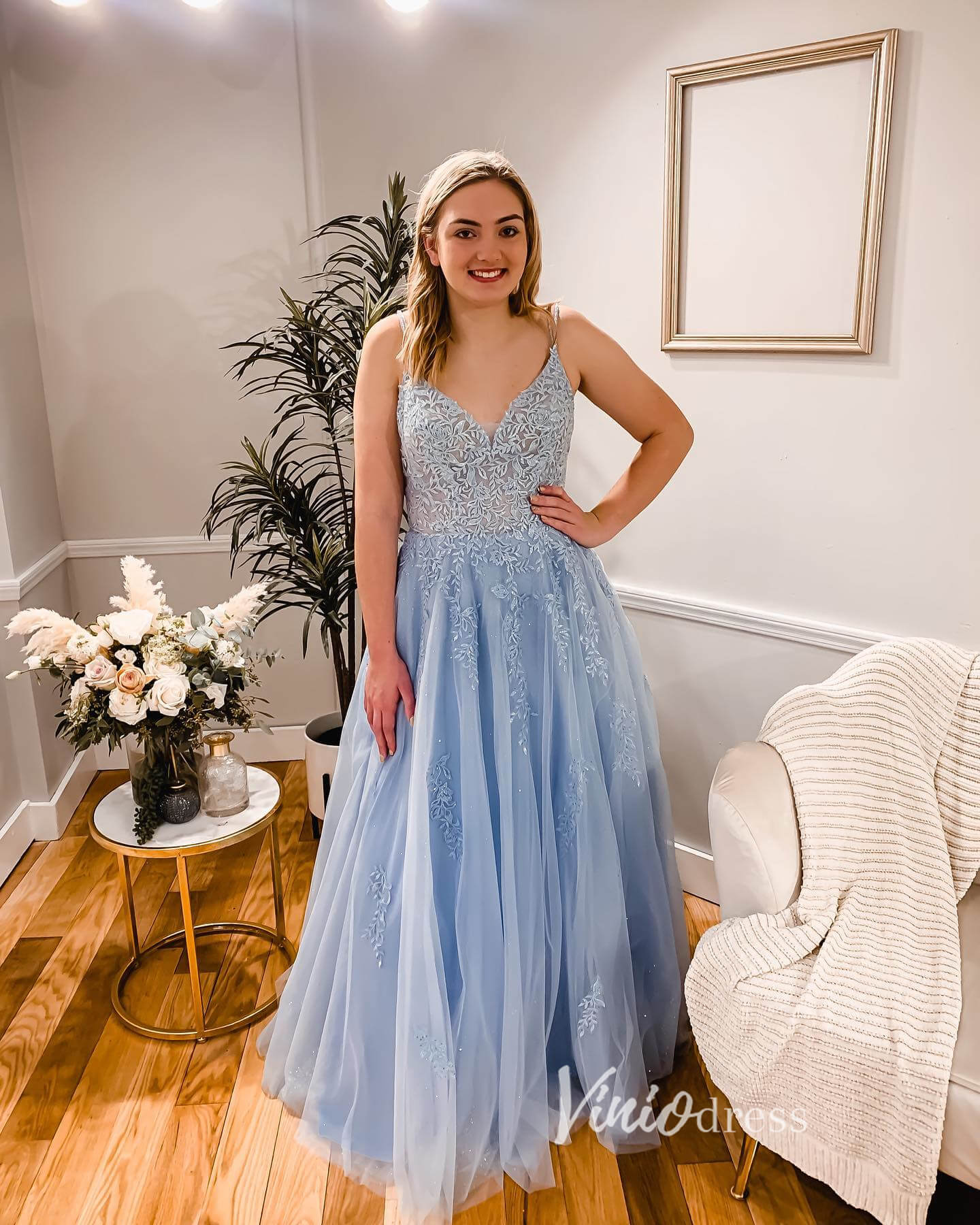 Prom Dress 2025 Light Blue Lace Applique Prom Dresses Spaghetti Strap Formal Gown FD3363-unique prom dresses-Light Blue-Custom Size-Viniodress