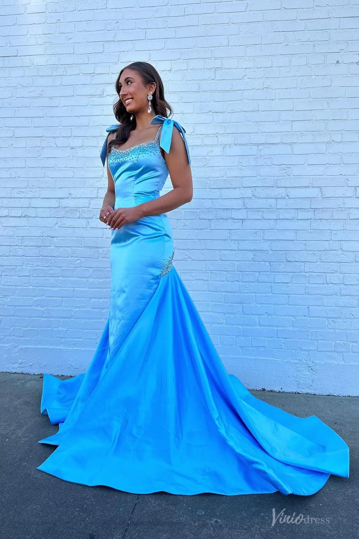 Light Blue Satin Mermaid Prom Dress with Beaded Neckline, Bow Straps & Flared Train – SS191-prom dresses 2026-Viniodress-Light Blue-Custom Size-