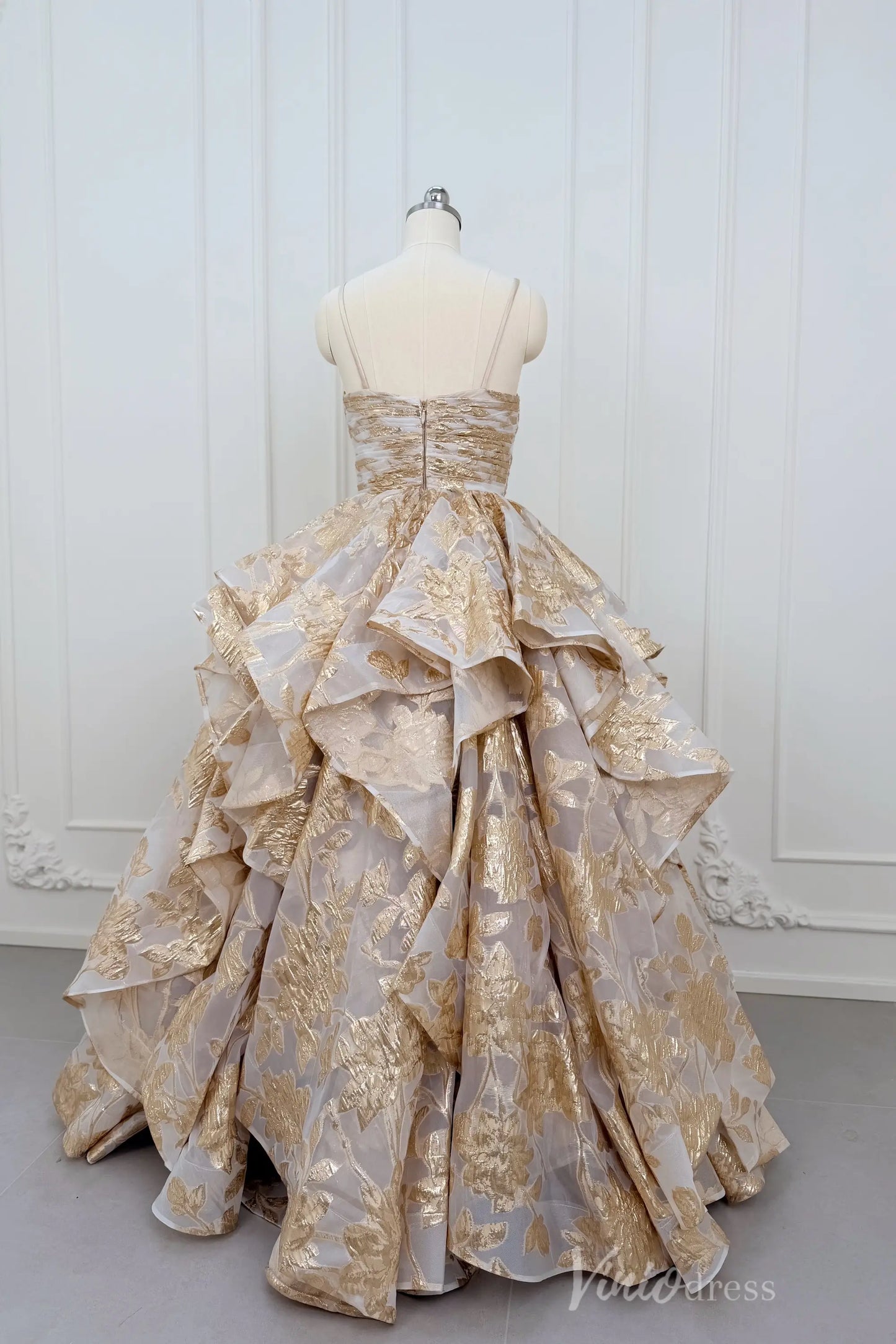 Light Gold Jacquard Ball Gown Prom Dress with Rosette Bodice & Dramatic Tiered Skirt – LY002-Prom Dresses 2026-Viniodress-Light Gold-Custom Size – Add Measurements in Cart-