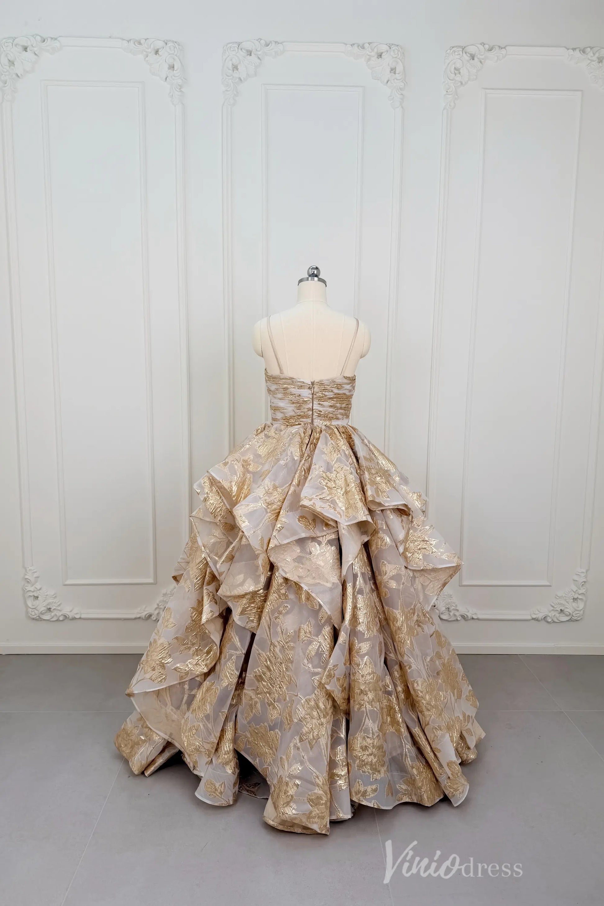 Light Gold Jacquard Ball Gown Prom Dress with Rosette Bodice & Dramatic Tiered Skirt – LY002-Prom Dresses 2026-Viniodress-Light Gold-Custom Size – Add Measurements in Cart-