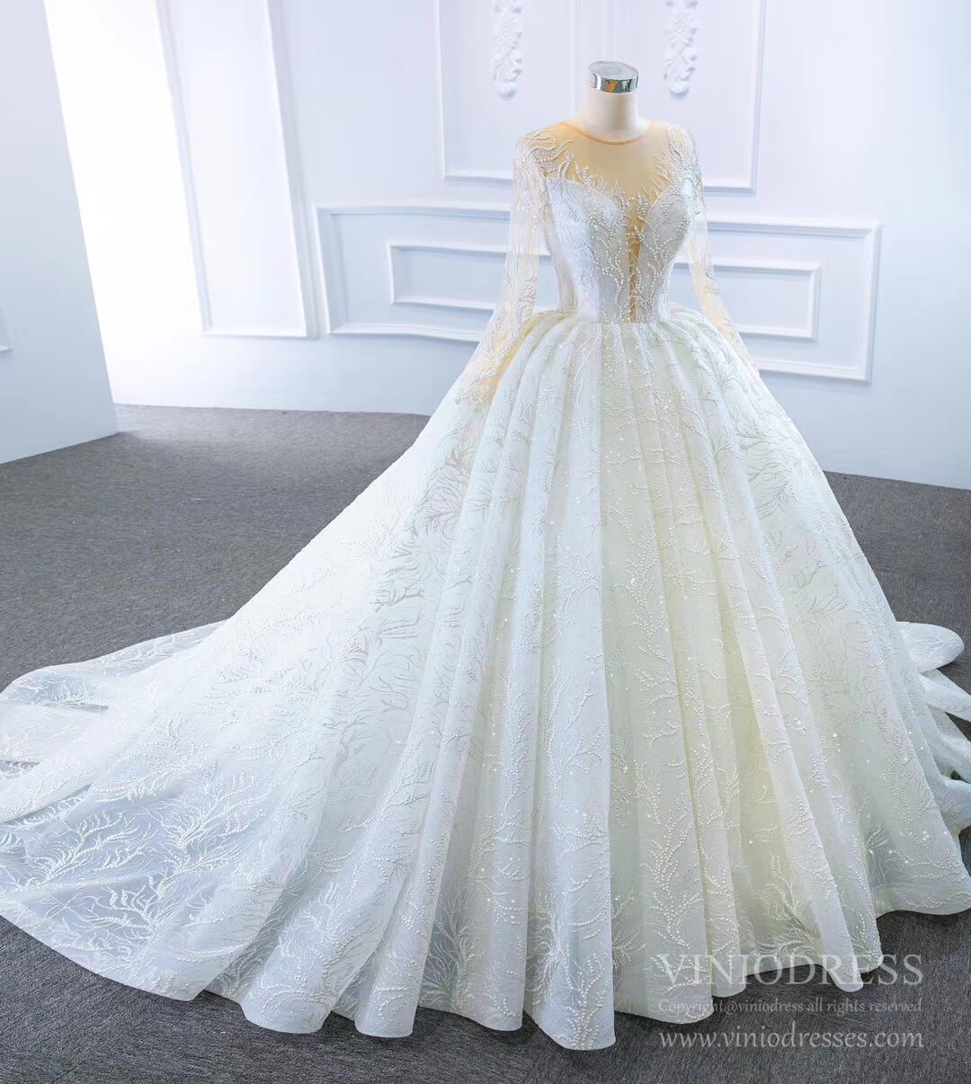 Long Sleeve Lace Wedding Dresses Vintage Ball Gown VW1789-wedding dresses 2025 -Viniodress-Ivory-Custom Size-