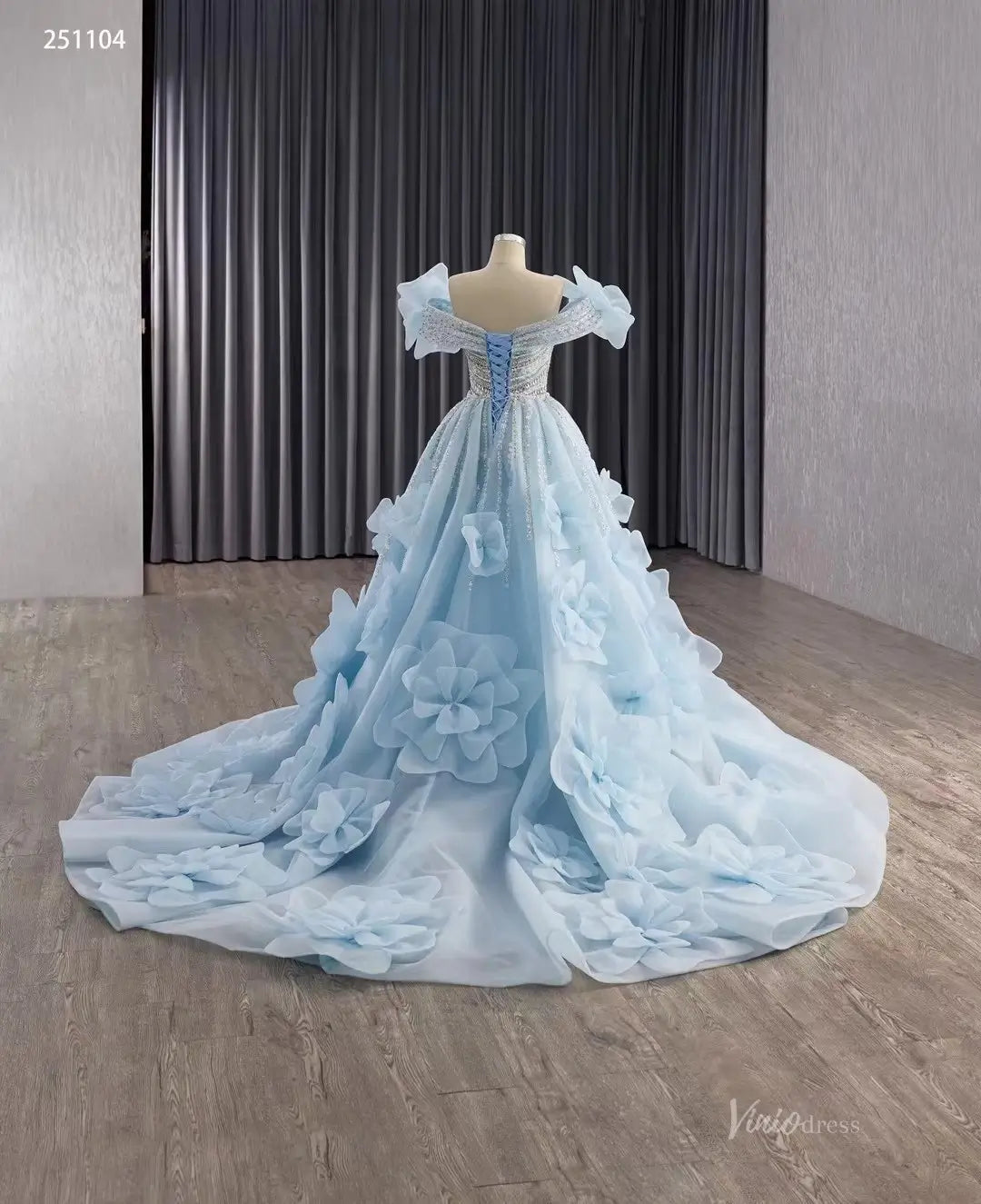 Luxury Baby Blue Beaded Pageant Dresses Overskirt Wedding Gown with 3D Viniodress Luxury Baby Blue Beaded Pageant Dresses Overskirt Wedding Gown with 3D Viniodress