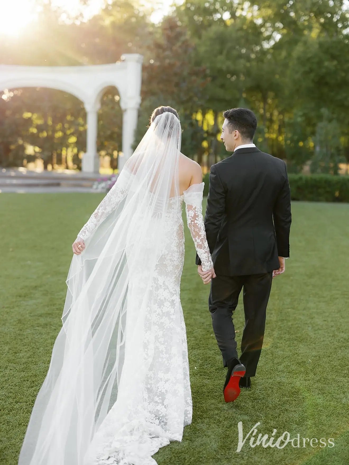 Luxury Beaded Lace Mermaid Wedding Dress with Removable Sleeves and Corset Back – ML102-wedding dresses 2025 -Viniodress-Nude-Custom Size-