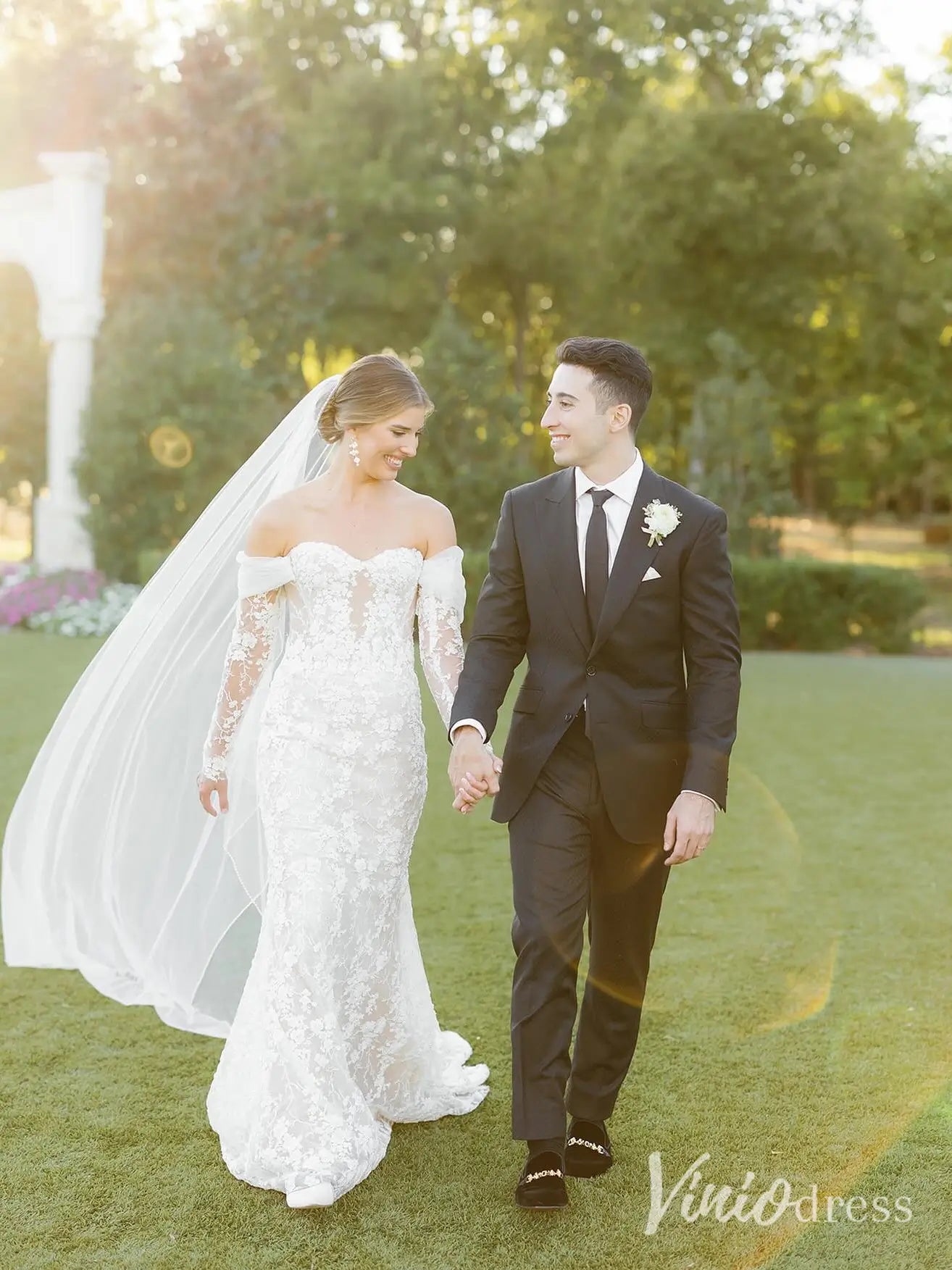 Luxury Beaded Lace Mermaid Wedding Dress with Removable Sleeves and Corset Back – ML102-wedding dresses 2025 -Viniodress-Nude-Custom Size-