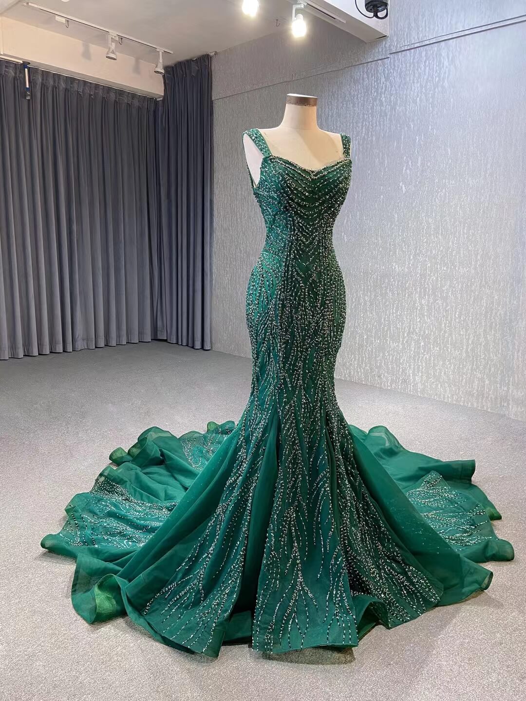 Luxury Beaded Mermaid White Wedding Dresses 222147-wedding dresses 2025 -Viniodress-Green-Custom Size-