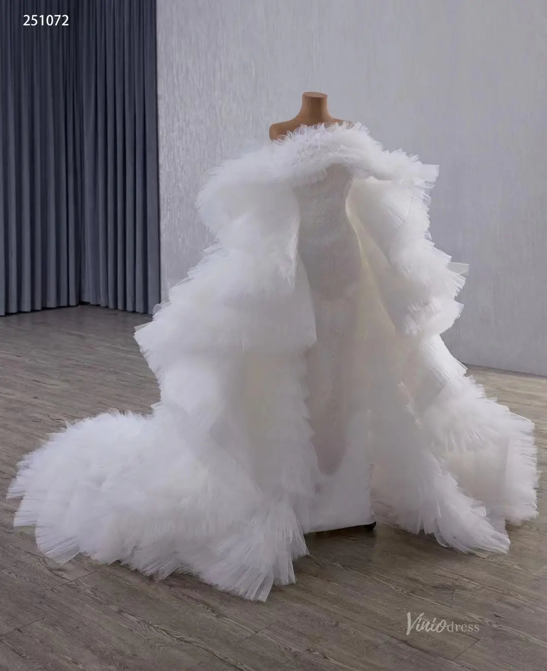 Luxury Mermaid Wedding Dresses with Tiered Tulle Cape 251072-wedding dresses 2026-Viniodress-Ivory-Custom Size-