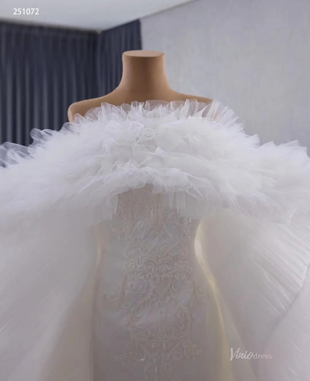 Luxury Mermaid Wedding Dresses with Tiered Tulle Cape 251072-wedding dresses 2026-Viniodress-Ivory-Custom Size-