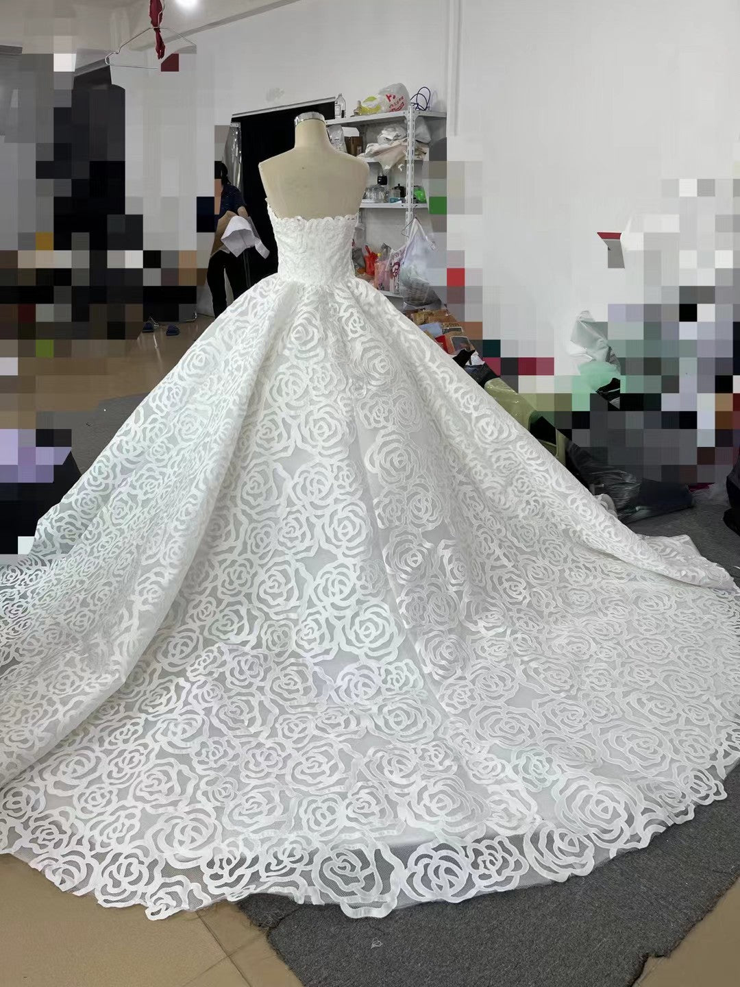 Luxury Strapless Rose Lace Ball Gown Wedding Dress | 4m Long Veil & Embroidered Rose Details 251045-wedding dresses 2026-Viniodress-Ivory-Dress Only-Custom Size