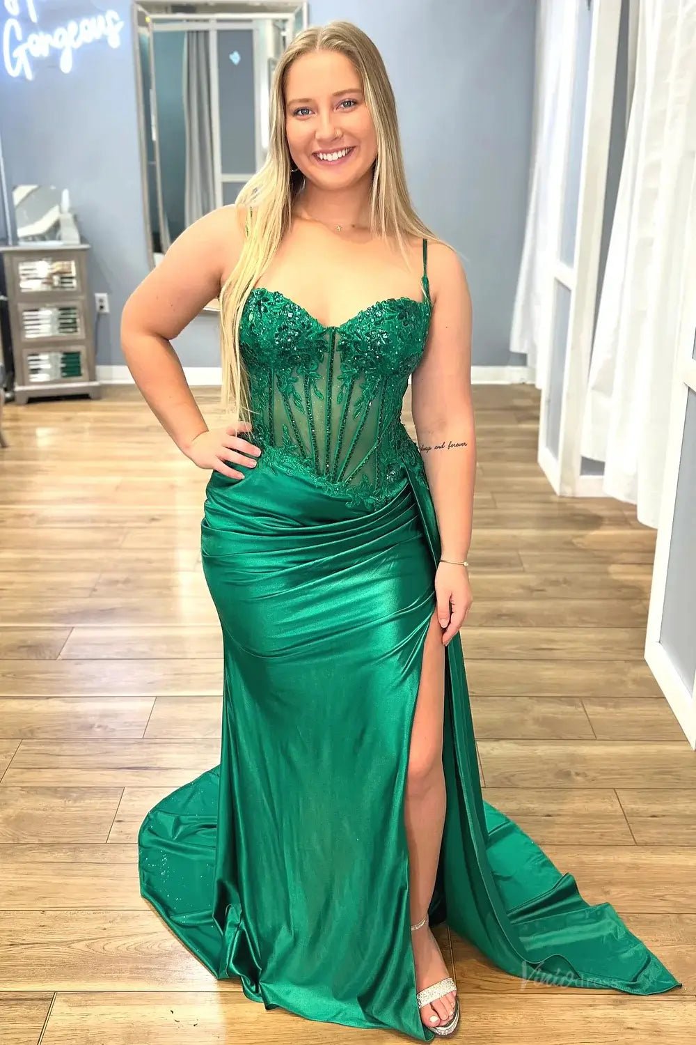 Mermaid Satin Prom Dresses 2025 with Slit, Sparkly Lace & Spaghetti Strap Bodice – FD5042 - Viniodressprom dressesGoldCustom Size - Formal Dresses - Ball Gowns