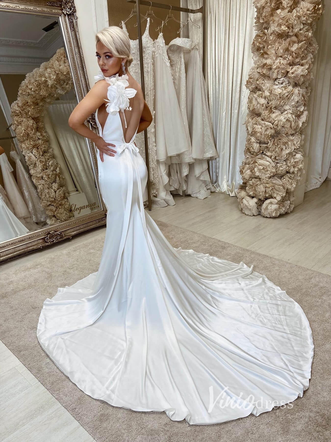 Mermaid Satin Wedding Dresses Spaghetti Strap Plunging V-neck VW2083-wedding dresses-Viniodress-Viniodress