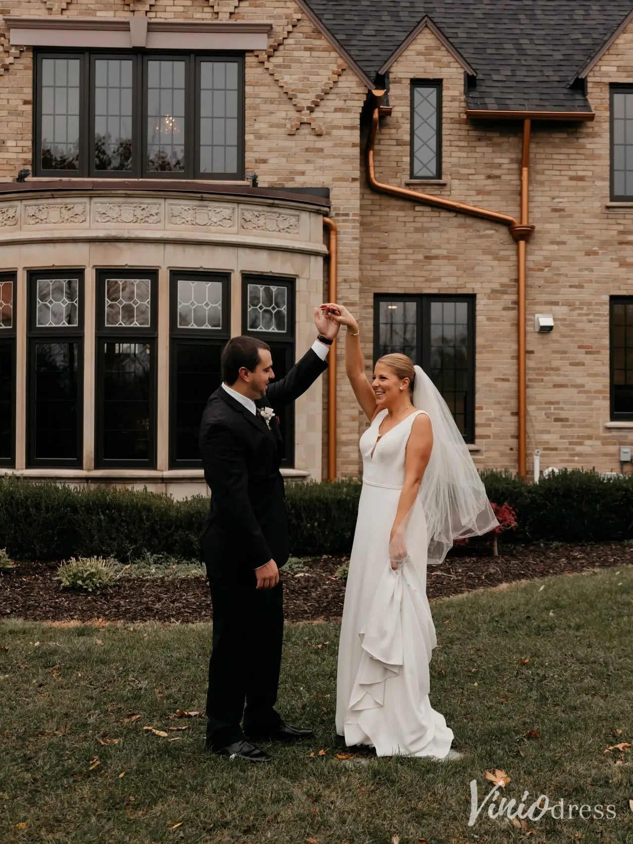 Minimalist A-Line Crepe Wedding Dress | Plunging V-Neck Backless Gown with Chapel Train– VW2599-wedding dresses 2025 -Viniodress-Ivory-Custom Size-