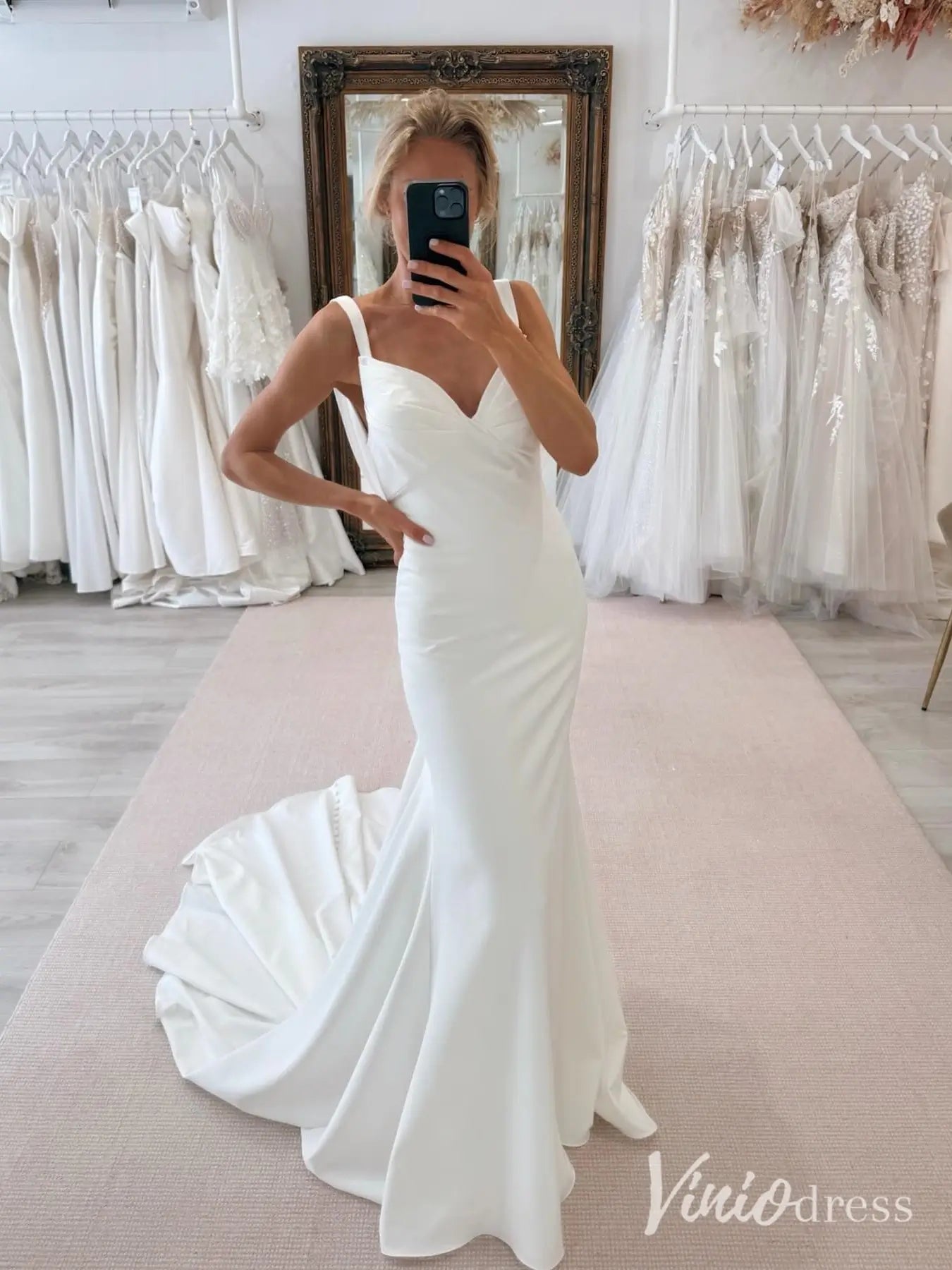 Minimalist Crepe Wedding Dress with Draped Back, Sweetheart Neck and Buttons – MN124-wedding dresses 2025 -Viniodress-Ivory-Custom Size-