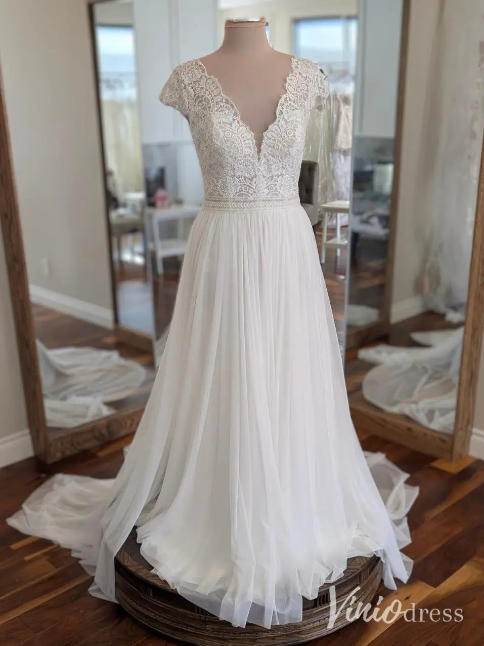 Minimalist Lace Wedding Dress with Cap Sleeve, V-Neck, Tulle Train – LA115-wedding dresses 2025 -Viniodress-Ivory-Custom Size-