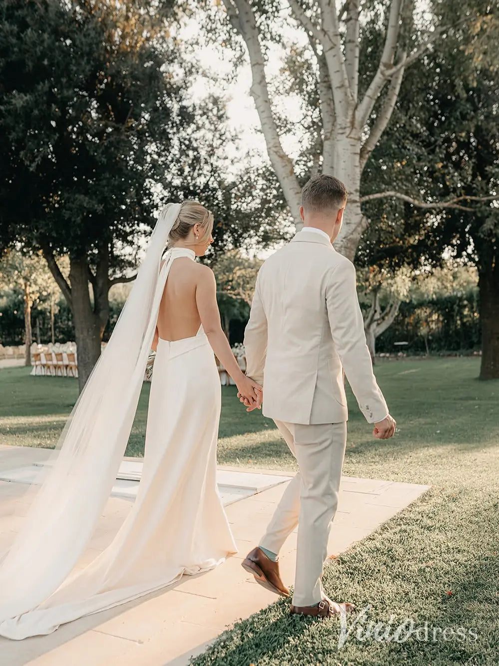 Modern Halter Crepe Wedding Dress with Deep V-Neckline and Open Back – MN103-wedding dresses 2025 -Viniodress-Ivory-Custom Size-