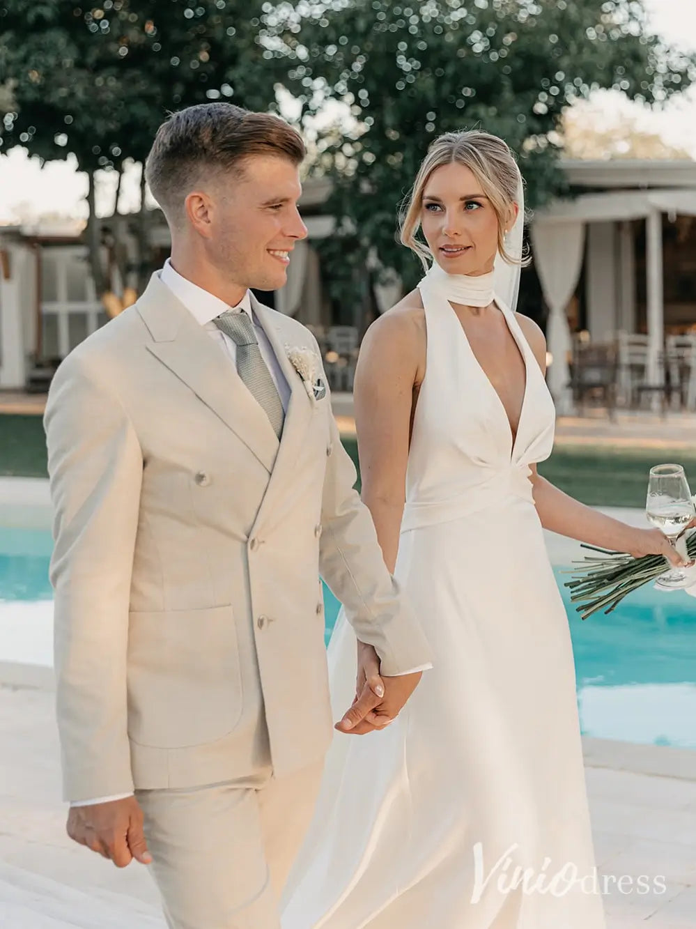 Modern Halter Crepe Wedding Dress with Deep V-Neckline and Open Back – MN103-wedding dresses 2025 -Viniodress-Ivory-Custom Size-