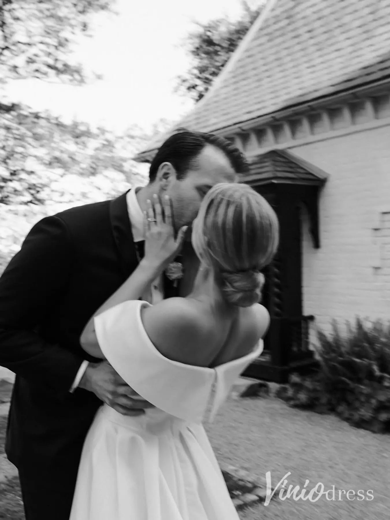 Modern Satin Wedding Dress with Off-Shoulder Wrap Bodice, High Slit and Cathedral Train – MS106-wedding dresses 2025 -Viniodress-Ivory-Custom Size-