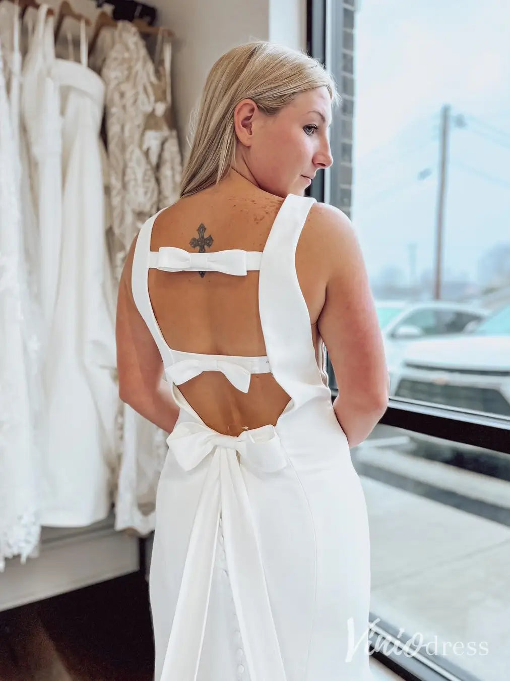 Modern Sheath Crepe Wedding Dress Bow Tie Open Back– MN117-wedding dresses 2025 -Viniodress-Ivory-Custom Size-